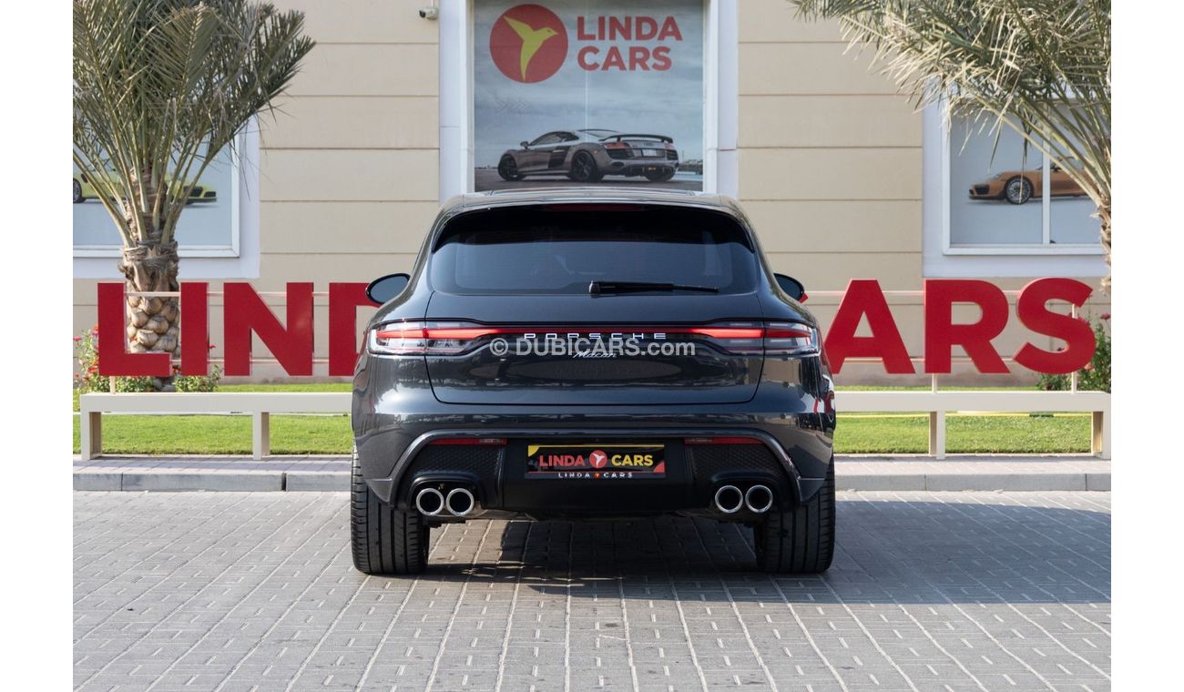 Porsche Macan Std 2.0L (252 HP) Porsche Macan 2023 GCC under Agency Warranty and Service Contract with Flexible Do