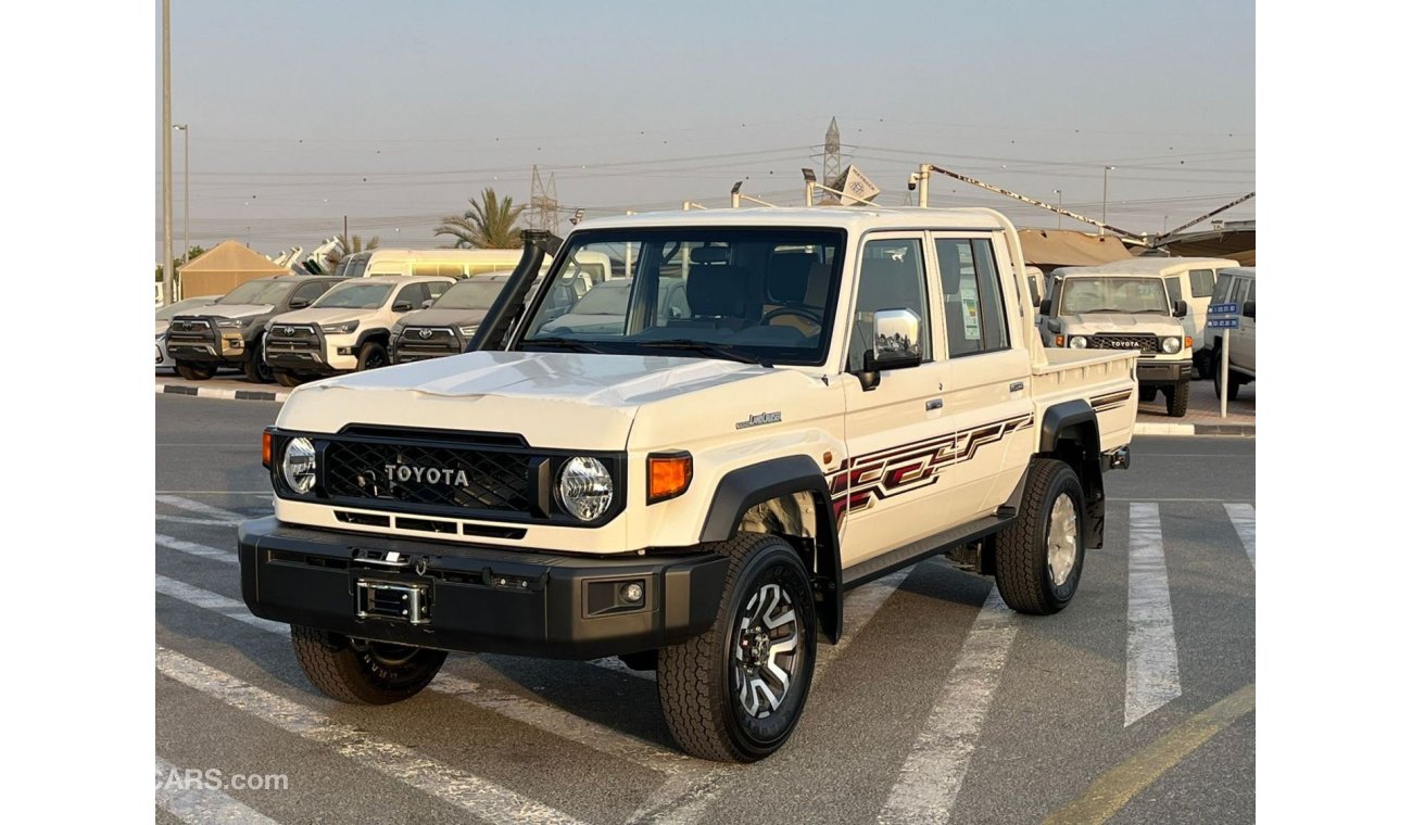 Toyota Land Cruiser Pick Up LC 79 DC 2.8L DSL AT FULL