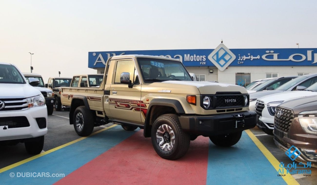 Toyota Land Cruiser Pick Up full option 79 4.0L V6 Petrol Automatic 2024-alloys & overfenders-screen+rear cam-cruise control-fri