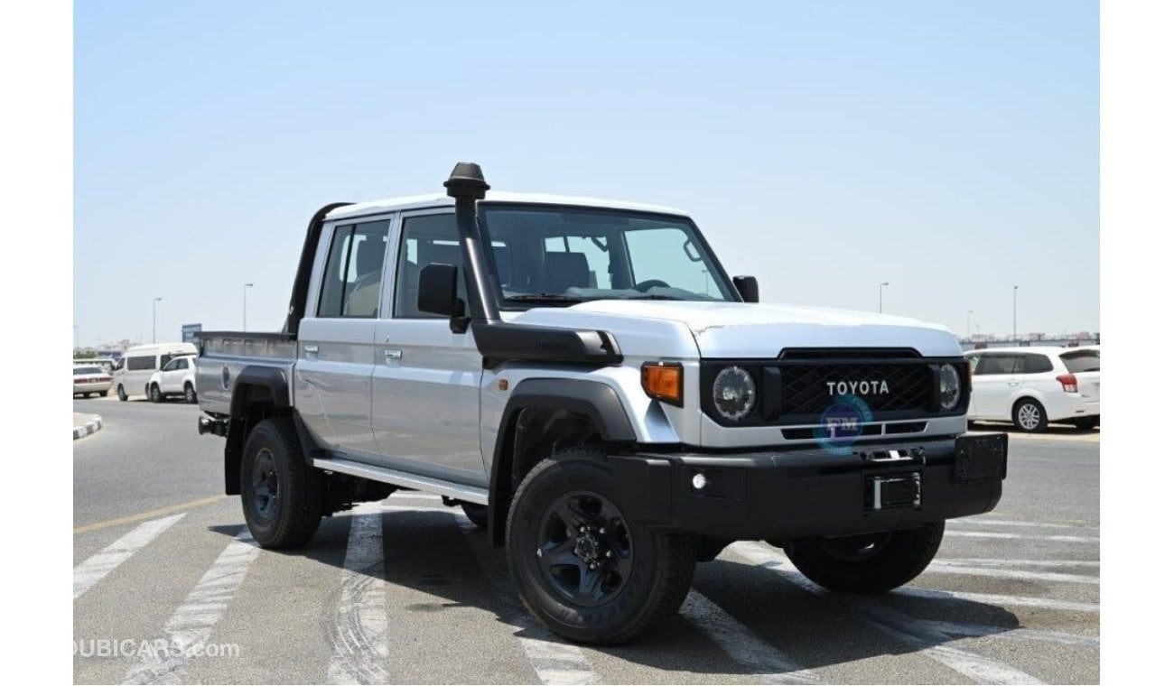 تويوتا لاند كروزر بيك آب Double Cab 4.5L Diesel Limited