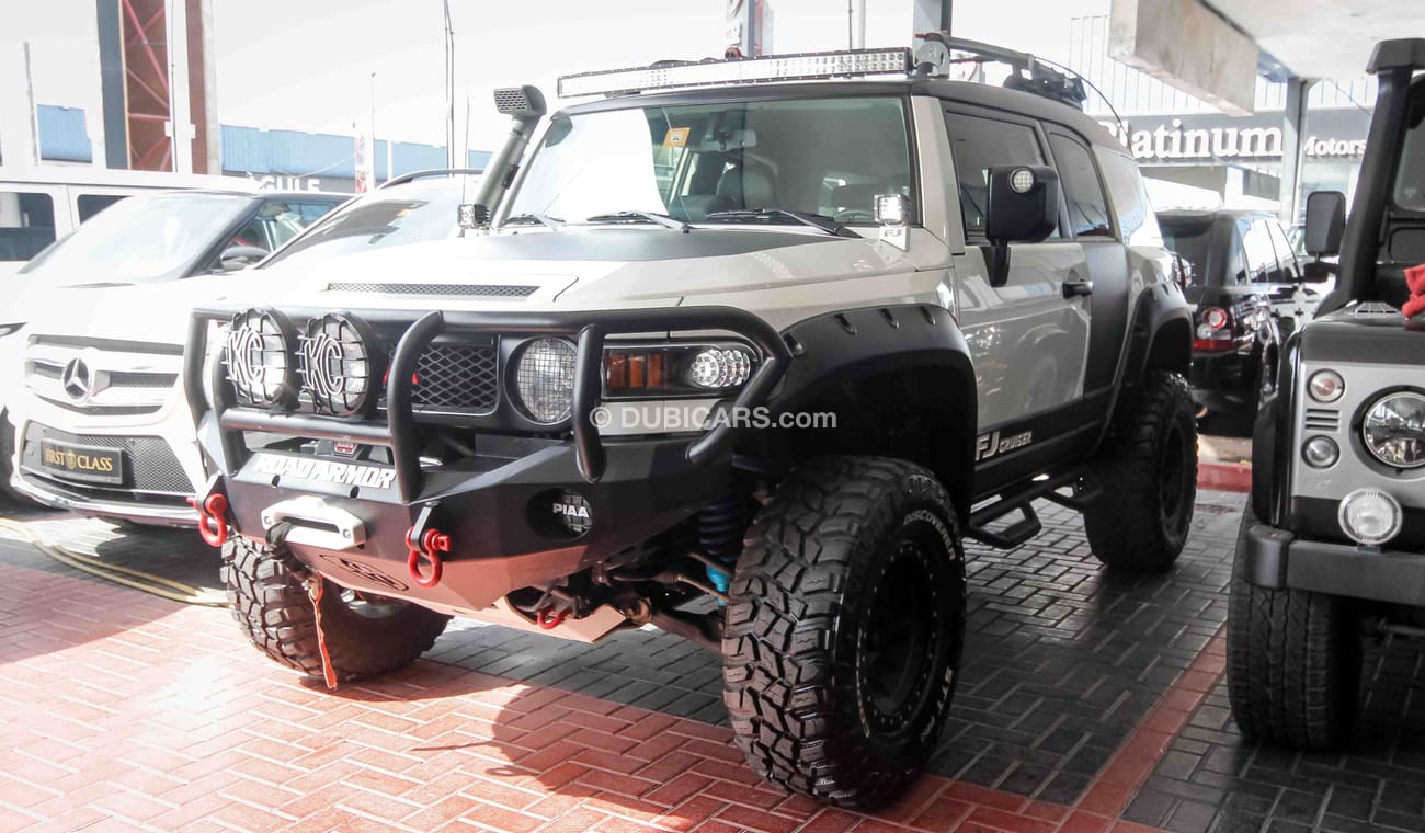 Toyota FJ Cruiser Road Armor