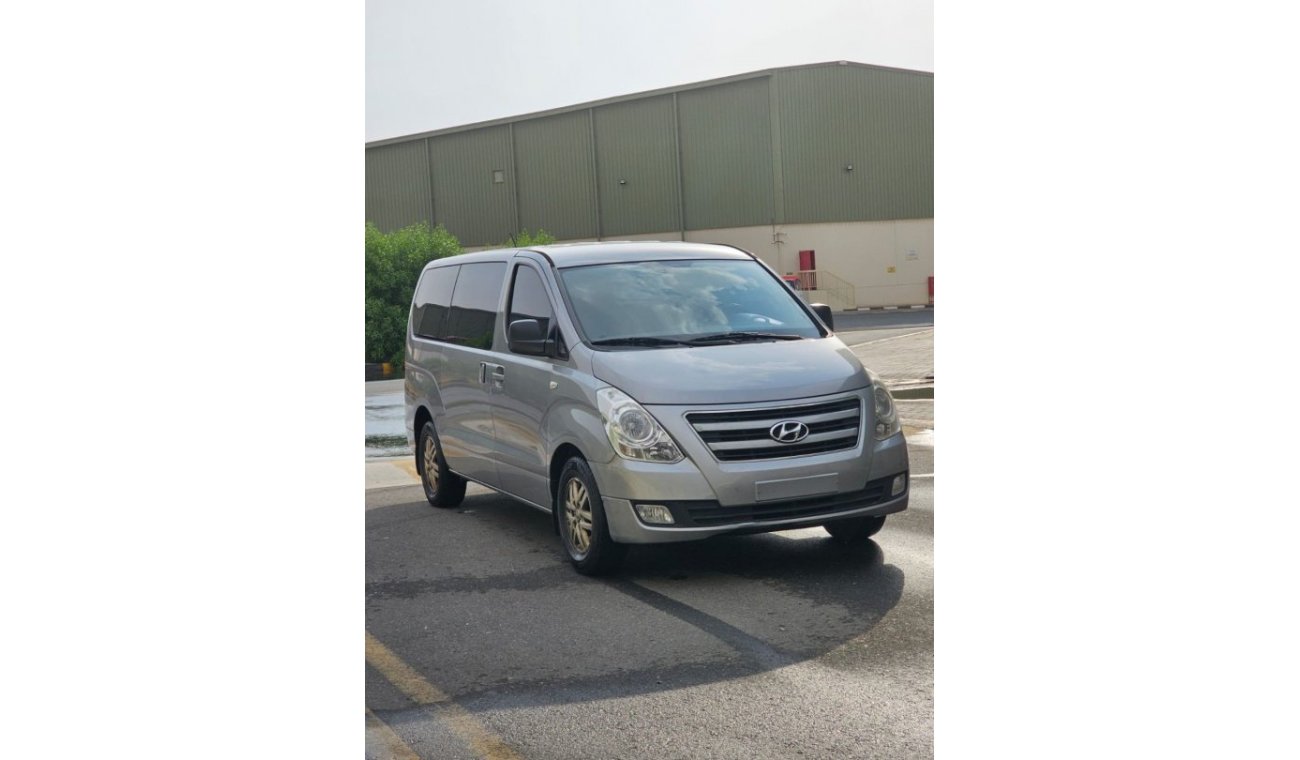 Hyundai H1 Starex