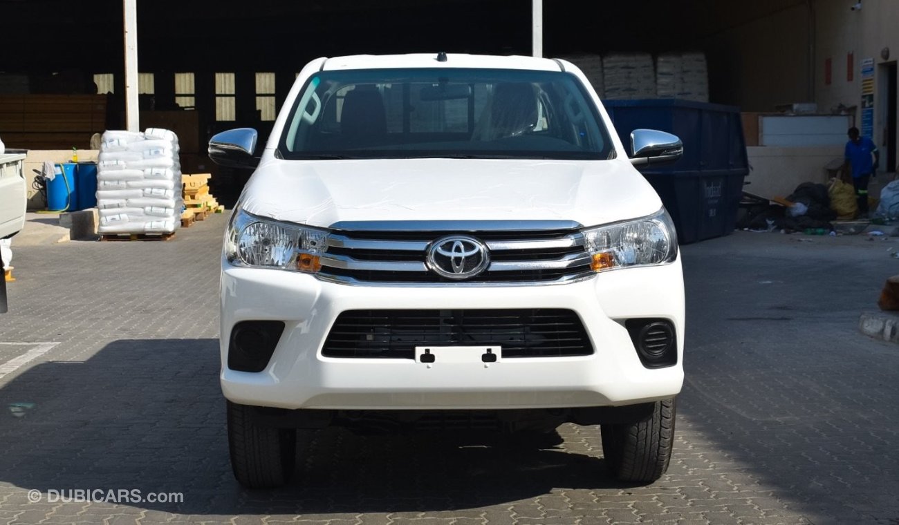 تويوتا هيلوكس TOYOTA HILUX DLX 2.4 PETROL AUTOMATIC 2024 GCC OMAN