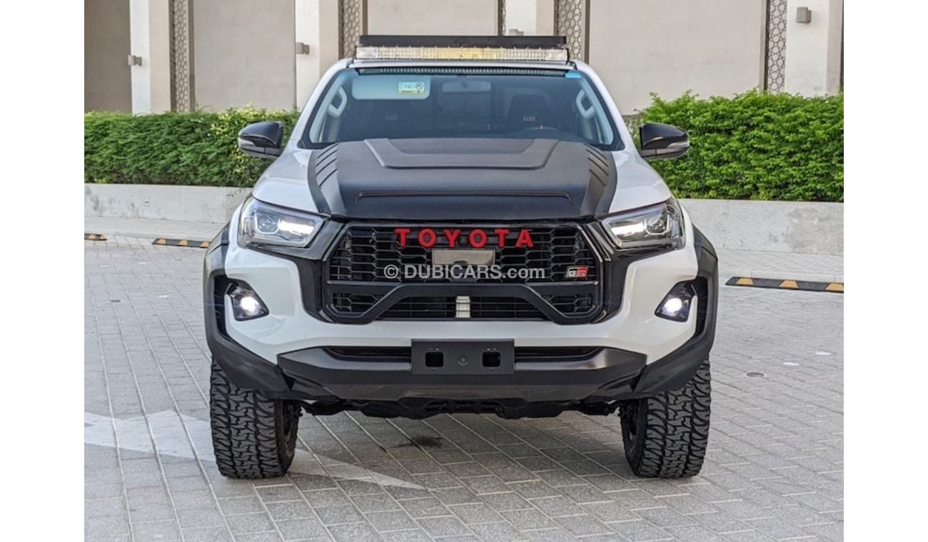 Toyota Hilux Toyota hilux 2021 model LHD facelift to 2024 white color