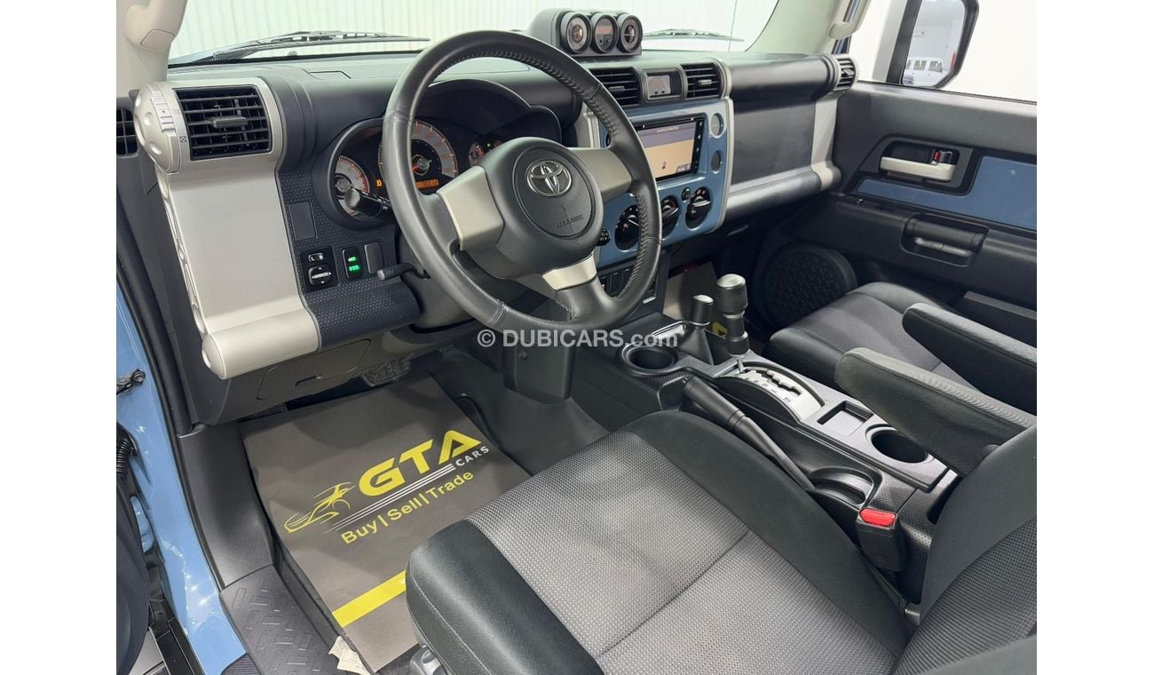 تويوتا إف جي كروزر GXR 4.0L A/T 2018 Toyota FJ Cruiser GXR, Warranty, Full Service History, Excellent Condition, GCC