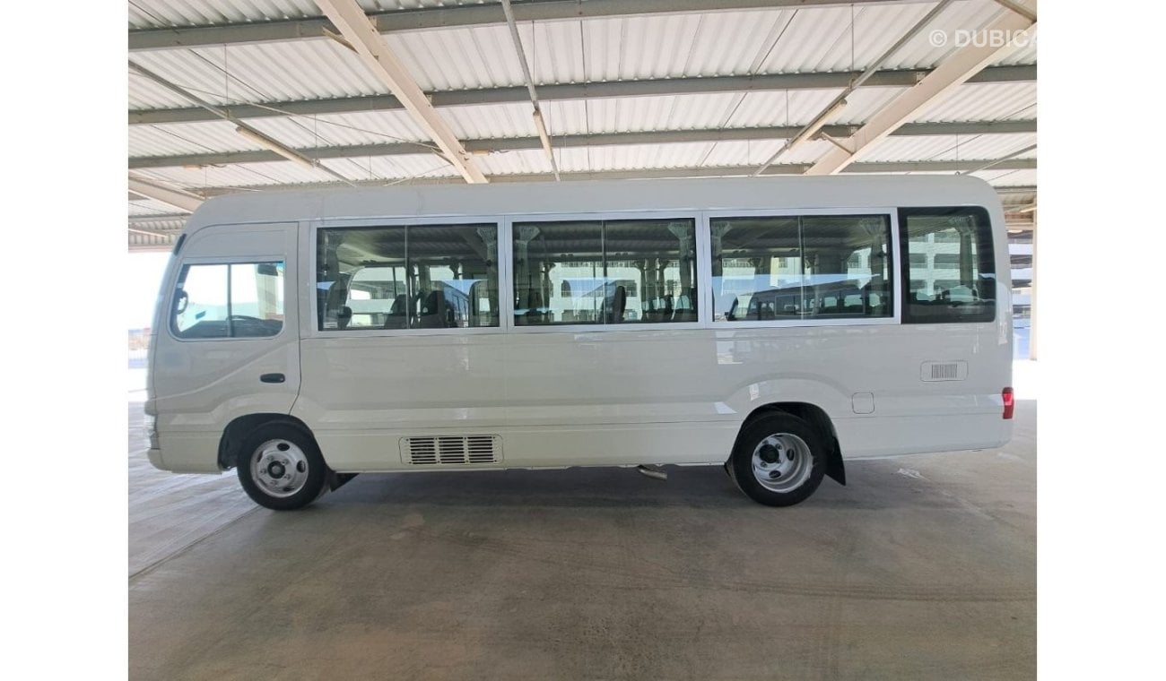 تويوتا كوستر Toyota Coaster 4.2 Diesel 23seater