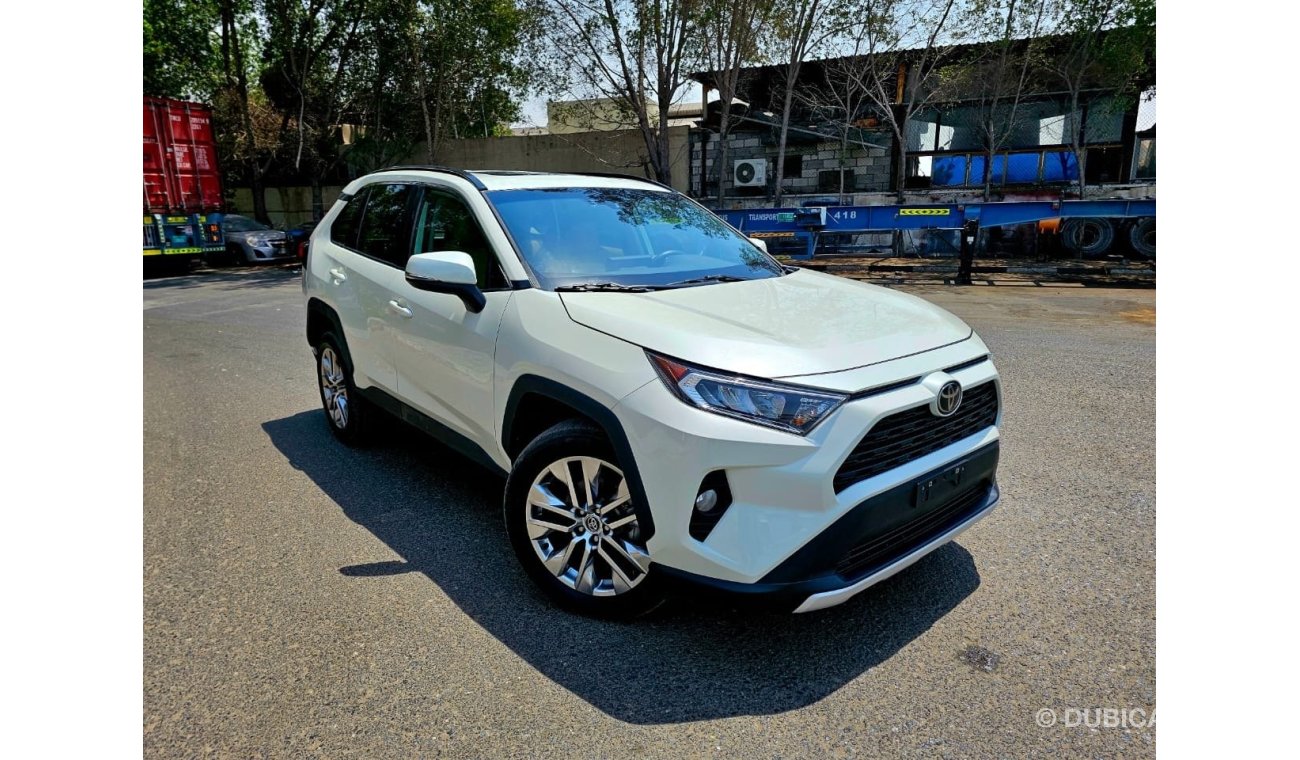 Toyota RAV4 XLE Full options premium