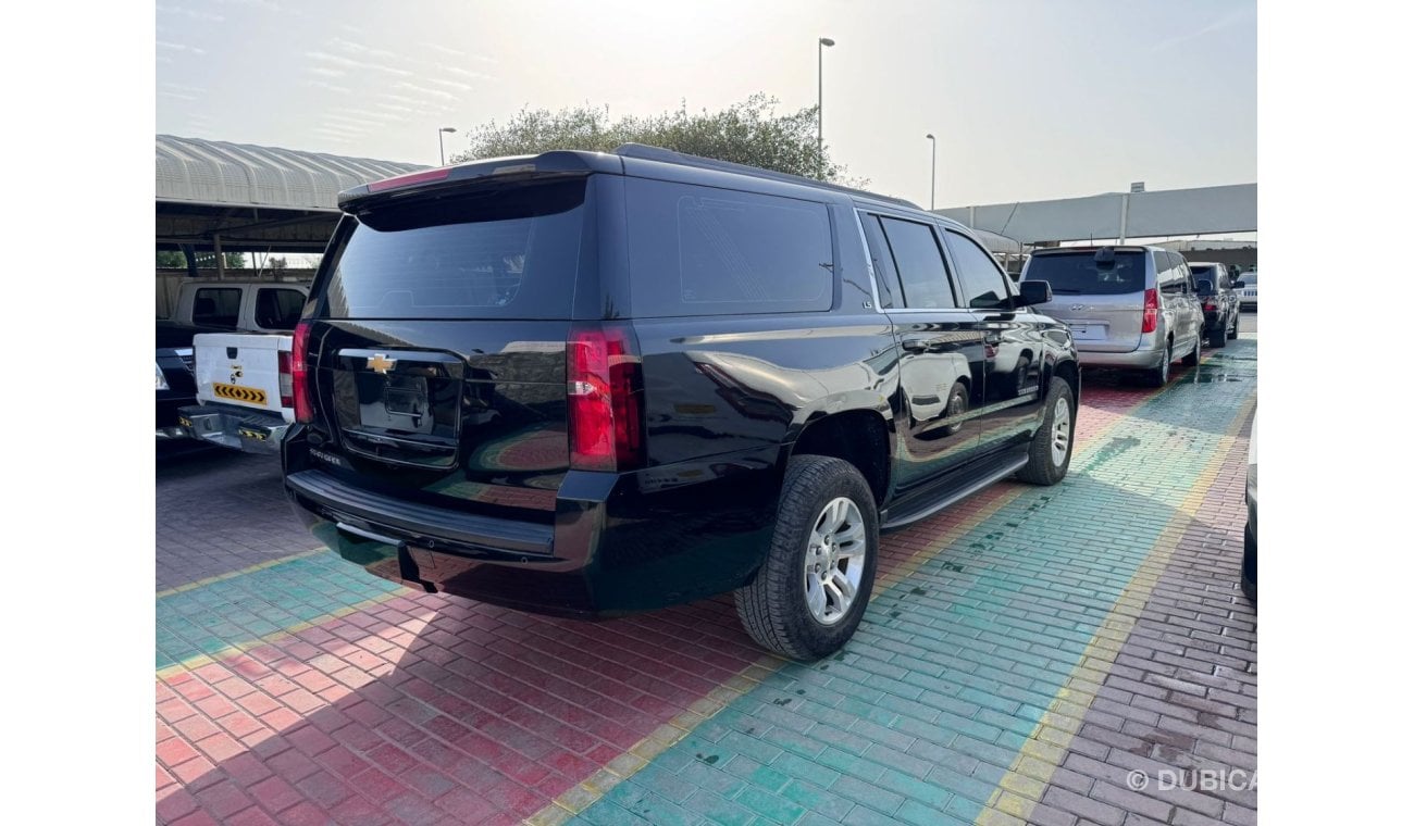 Chevrolet Suburban LT