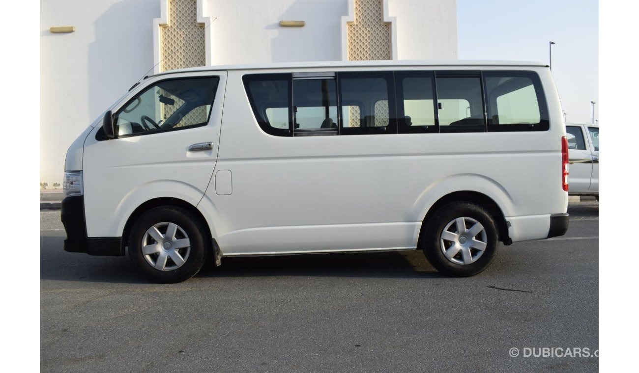 Toyota Hiace GL - Standard Roof Toyota Hiace Bus 13 seater, Model:2013. Excellent condition