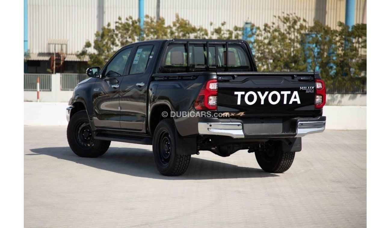 Toyota Hilux 2024 Toyota Hilux 4x4 DC 2.8 SR5 - Black inside Maroon | Export Only