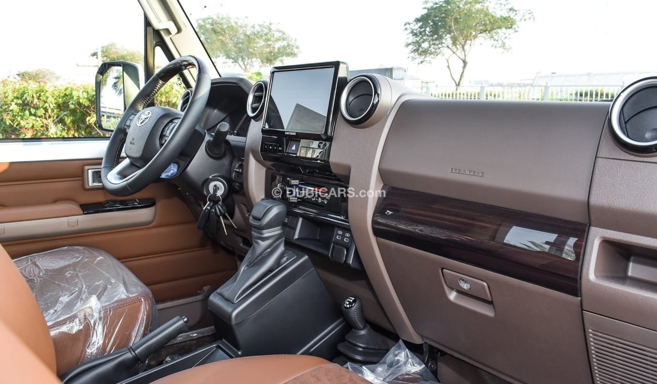 Toyota Land Cruiser Pick Up 4.0L V6 Petrol Single Cabin  Auto Transmission