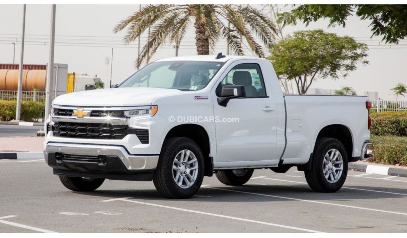 Chevrolet Silverado 1500 Z71 LT 4WD RegularCab GCC specs / 3 Years Warranty / Local Registration +5%