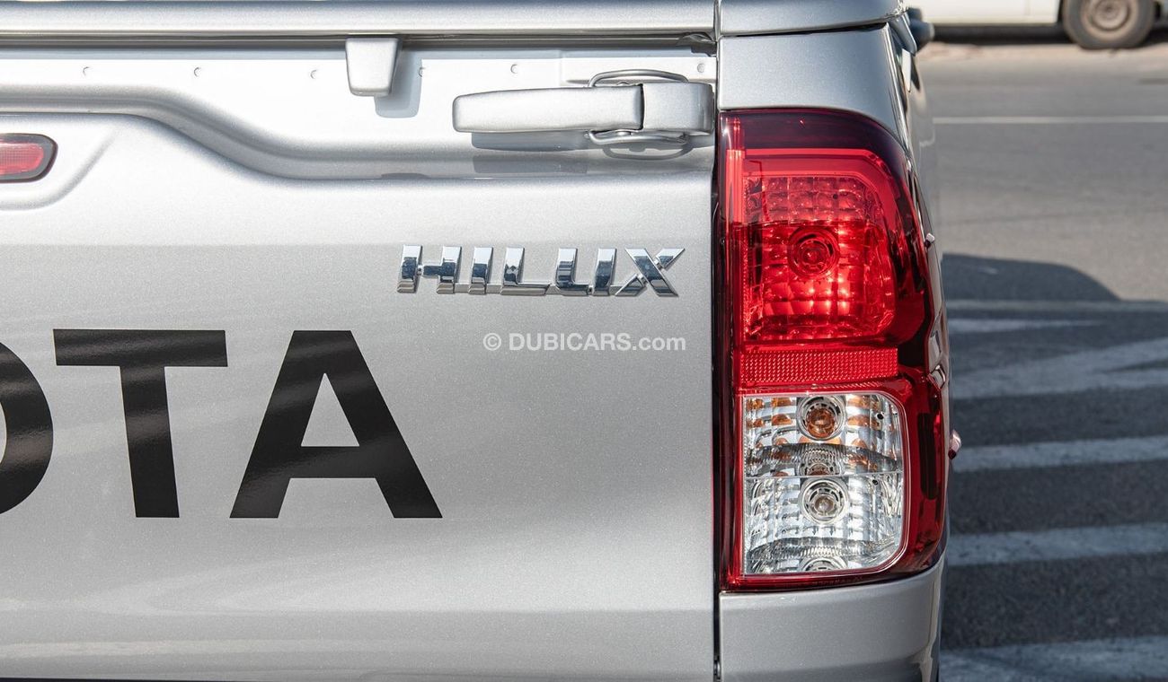 Toyota Hilux TOYOTA HILUX DC 2.4D MT 4X4 P.WINDOW MY2024 – SILVER