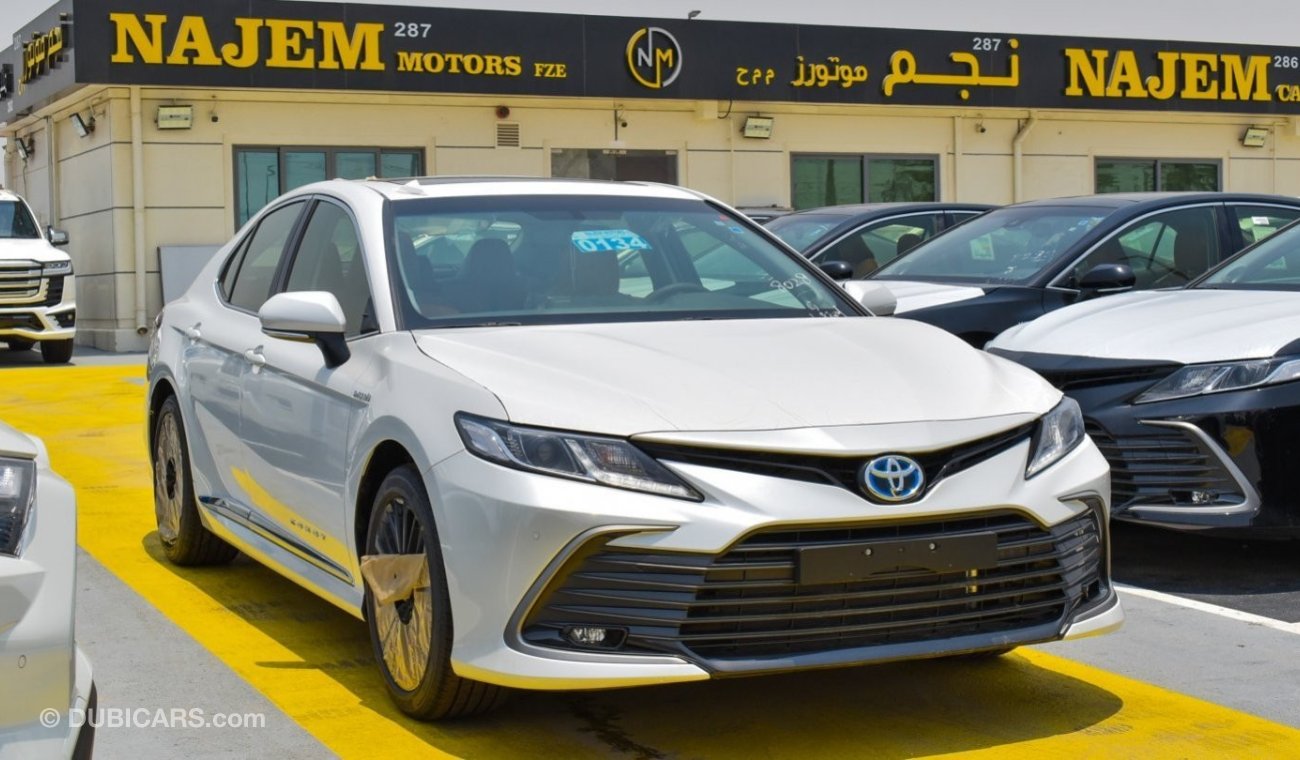 تويوتا كامري GLE X 2.5L Hybrid