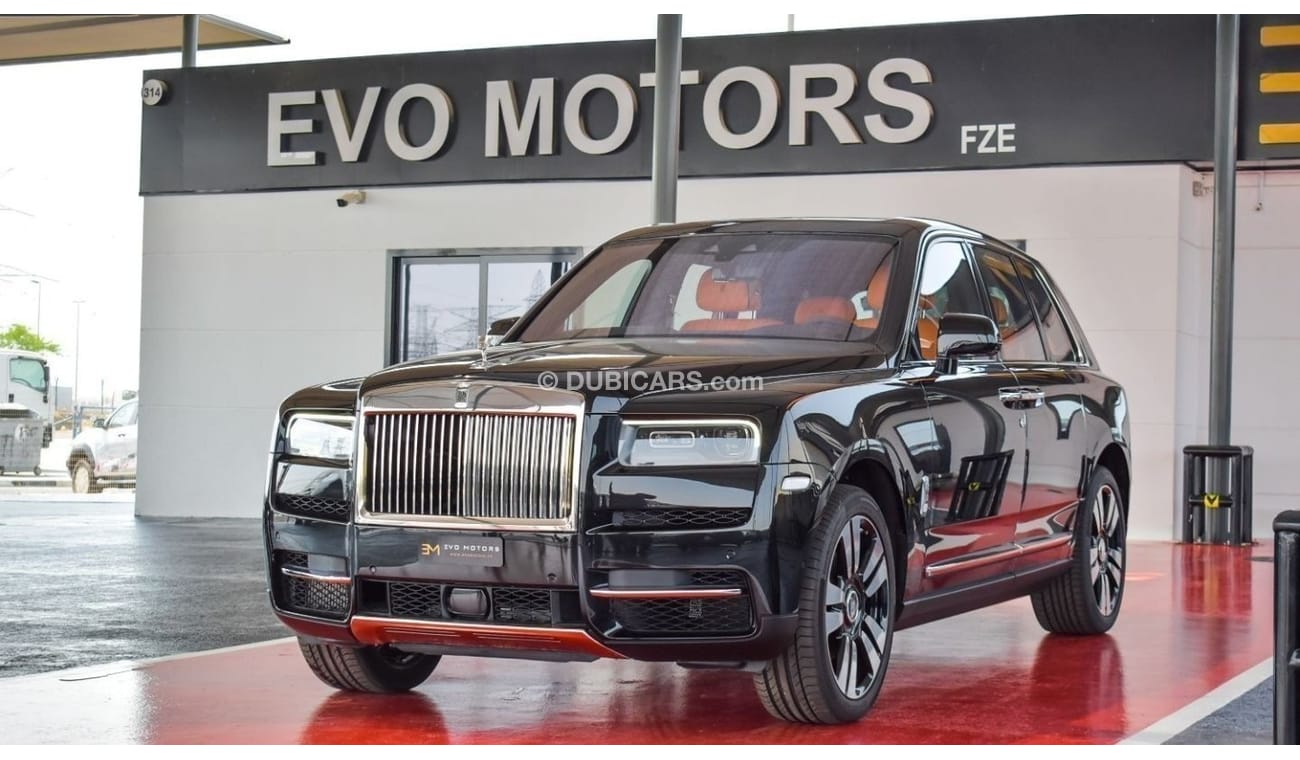 Rolls-Royce Cullinan Starlight*Nightvision*5Seats*Head-Up Disp*Massage Seats*Rear Theatre + Warranty & Service on demand