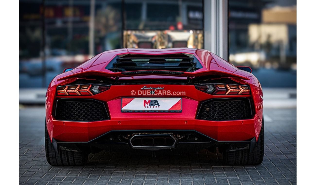 Lamborghini Aventador LP700-4