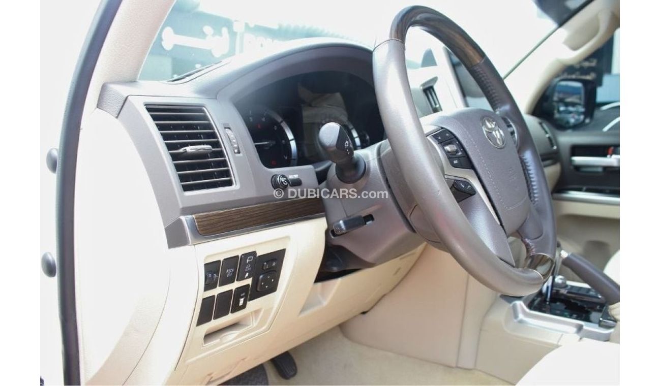 Used Toyota Land Cruiser EXR 2021 for sale in Dubai - 732237