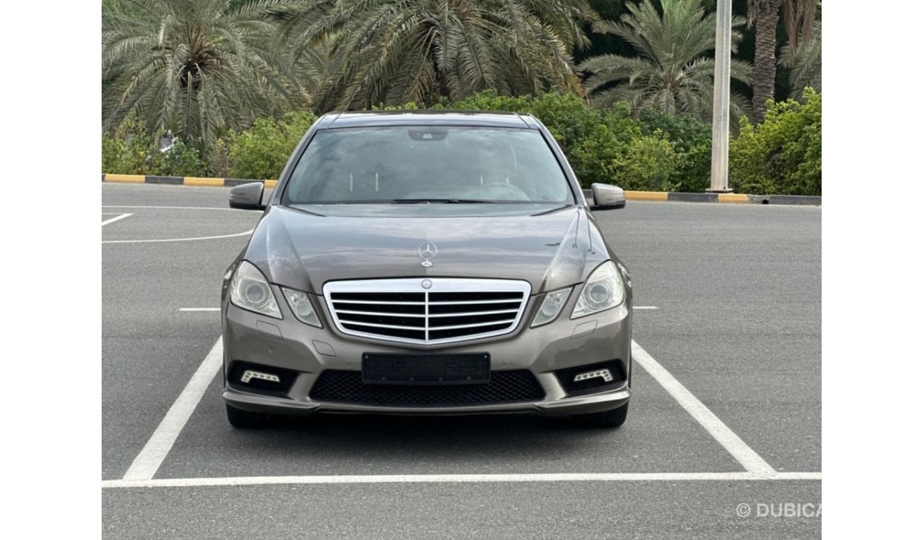 Mercedes-Benz E 250 MODEL 2010 GCC CAR PERFECT CONDITION INSIDE AND OUTSIDE FULL OPTION PANORAMIC ROOF LEATHER SEATS