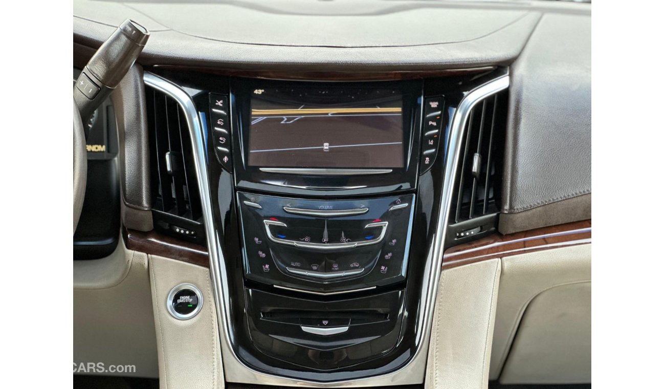 Cadillac Escalade ESCALADE ESV PLATINUM 2015 GCC FULL OPITION // PERFECT CONDITION