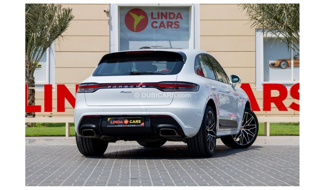 Porsche Macan Porsche Macan 2023 GCC under Agency Warranty with Flexible Down-Payment.