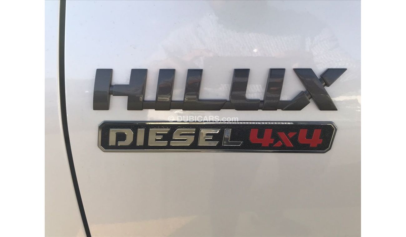 Toyota Hilux 2.4L MODEL 2021  DIESEL 4X4 KEY START WITH DVD REAR CAMERA AUTO TRANSMISSION EXPORT ONLY