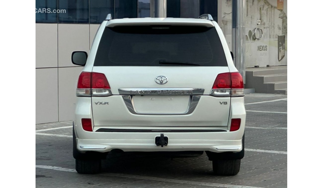 Toyota Land Cruiser تويوتا لاندكروزر VXR V8 خليجي 2010