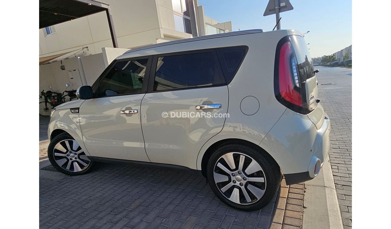 Kia Soul EX 2.0L (163 HP)