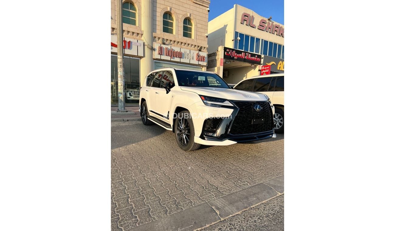 Lexus LX600 F SPORT 3.5L ( CYL)