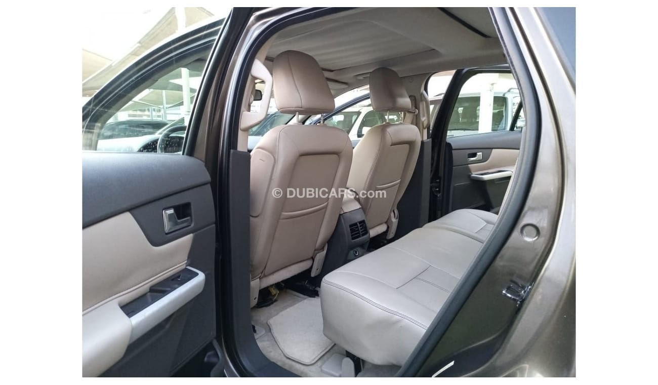 Ford Edge 2011 Gulf model, panoramic cruise control, alloy wheels, sensors, rear spoiler, in excellent conditi