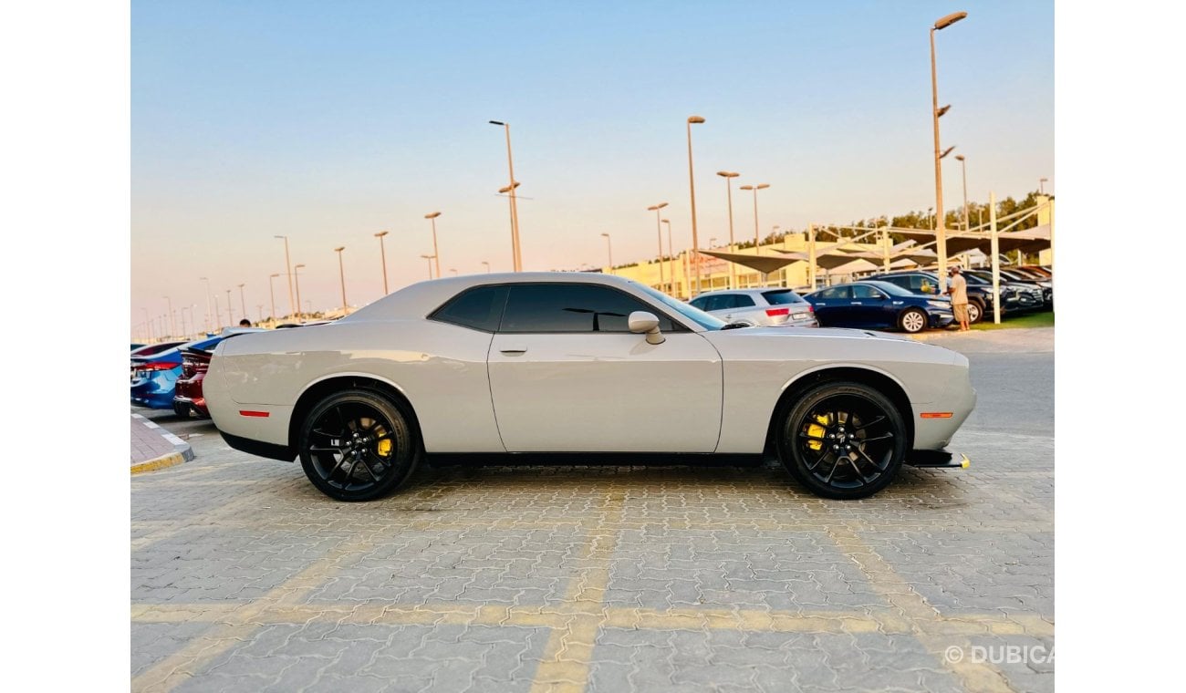 Dodge Challenger SXT | Monthly AED 1340/- | 0% DP | New Rims | Touch Screen | Rear View Camera | # 42508