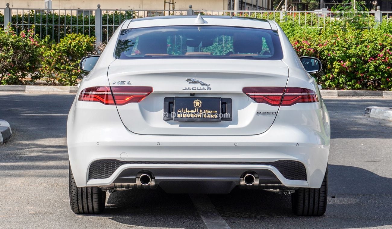 Jaguar XE L P250