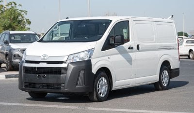 تويوتا هاياس HIACE 2.8L STANDER MT 2024