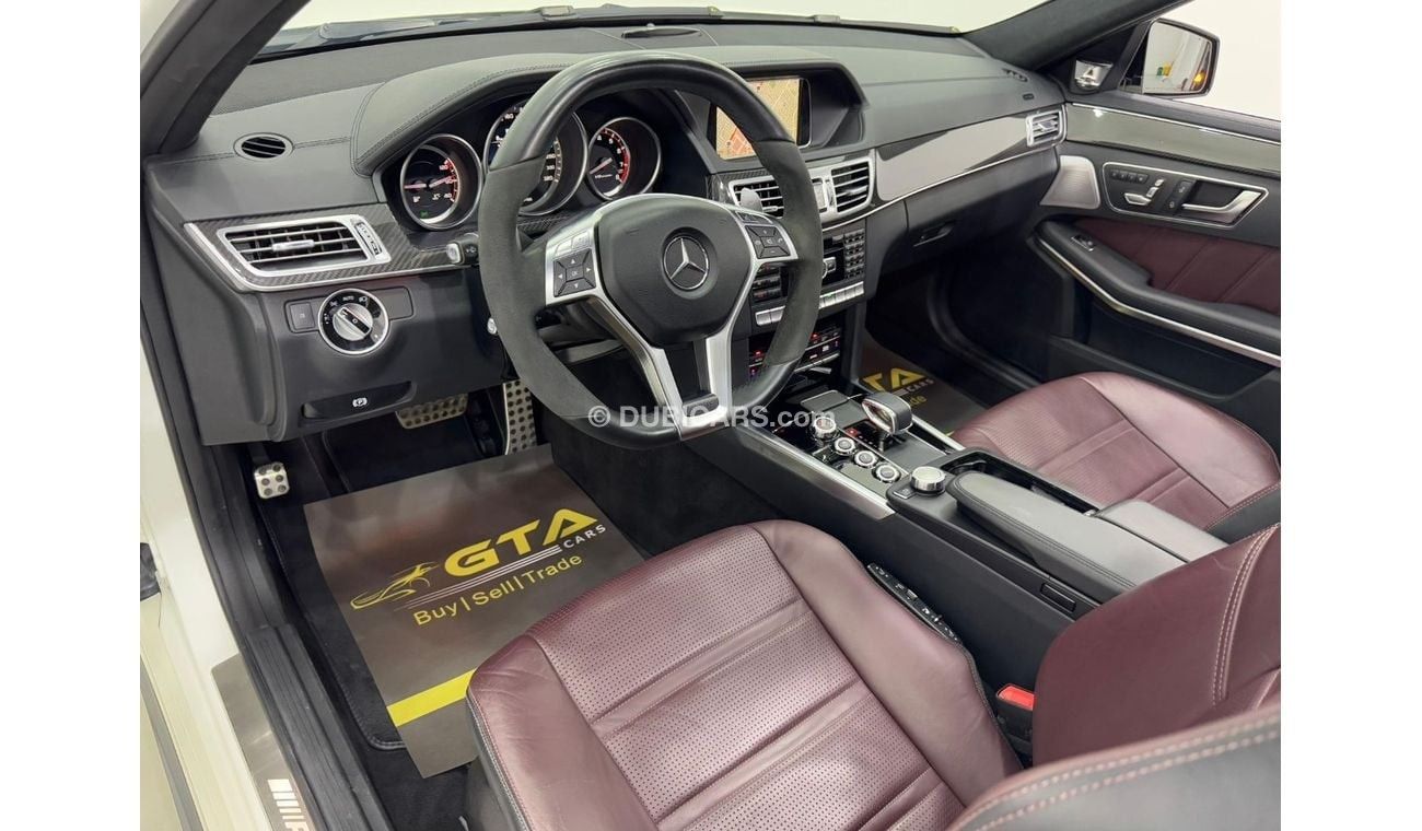 Mercedes-Benz E 63 AMG S 5.5L 2014 Mercedes Benz E63s AMG 4MATIC, Service History, Full Options, Carbon Fiber Package. GCC