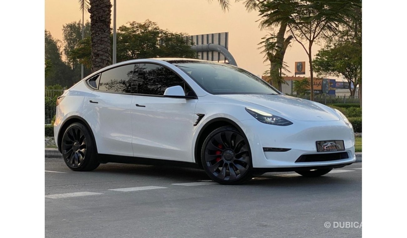 تسلا موديل Y TESLA Y PERFORMANCE 2022- WITH 1 YEAR WARRANTY