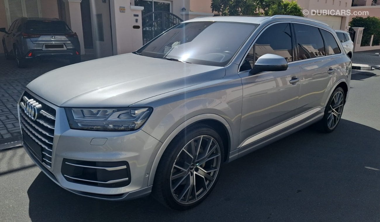 أودي Q7 45 TFSI quattro Luxury Plus Launch Edition 3.0L