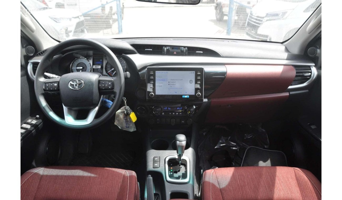 تويوتا هيلوكس TOYOTA HILUX 2.4L A/T FULL OPTION GCC SPECS  2024