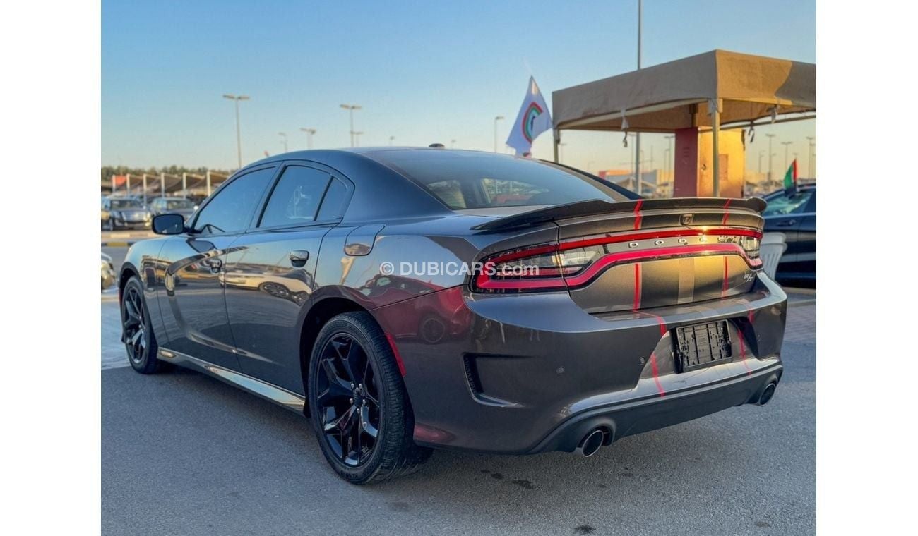 Dodge Charger 5.7L R/T