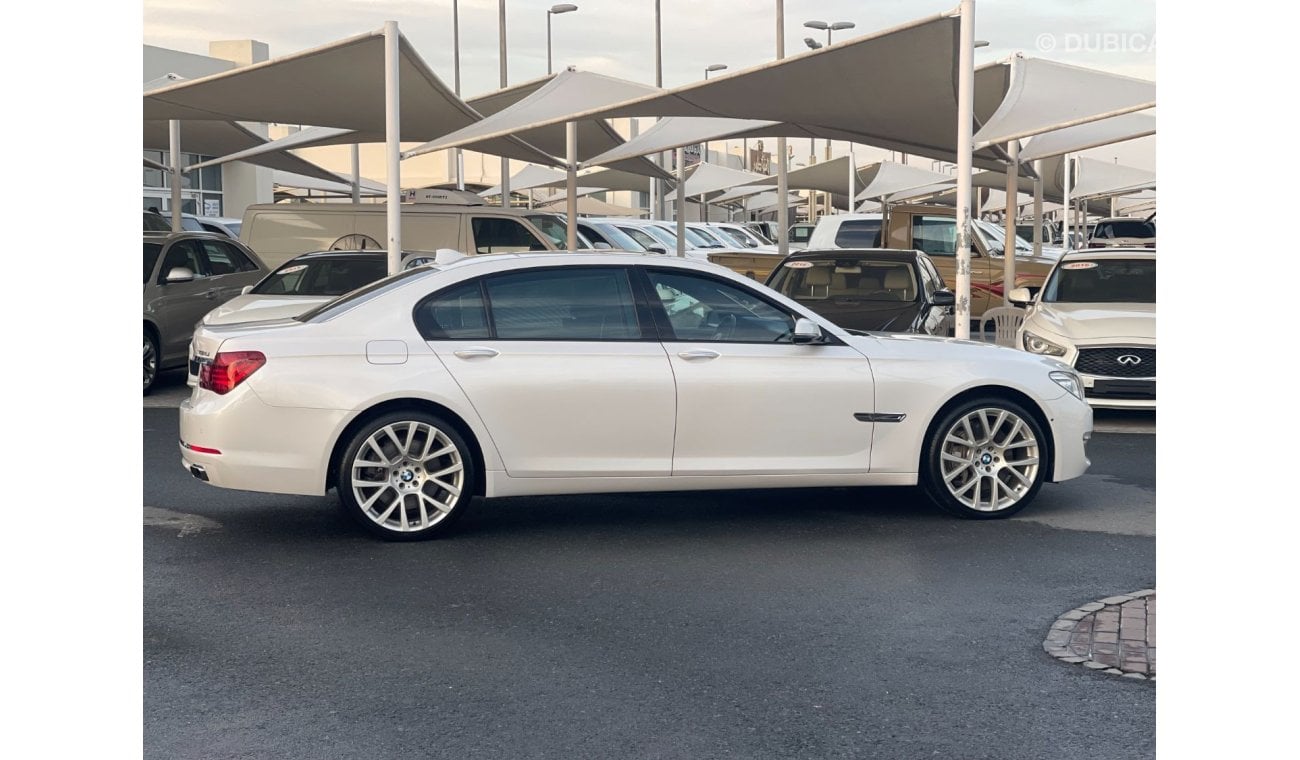 BMW 750Li Luxury BMW 750 Li_TWIN POWER TERBO _GCC_2015_Excellent Condition _Full option