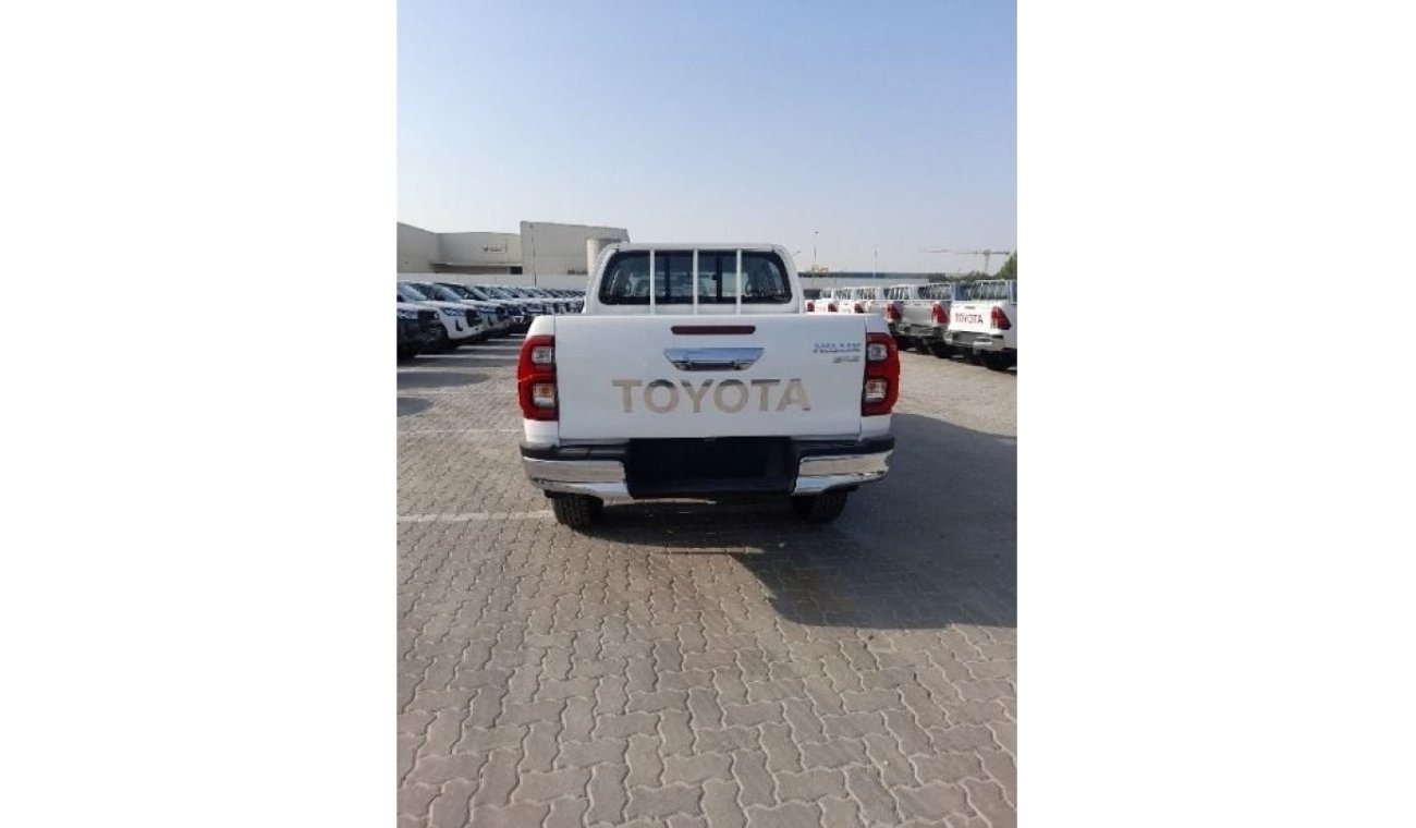 Toyota Hilux HILUX FULL OPTION AUTOMATIC 2.4L V4 DIESEL | 2023 | 0 KM | 03 YEARS WARRANTY