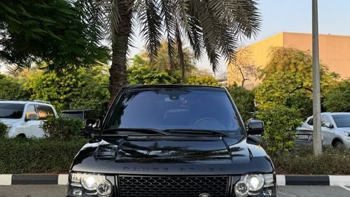 لاند روفر رينج روفر GCC .. HSE .. V8 .. Perfect Condition .. Top Range .. 2 keys