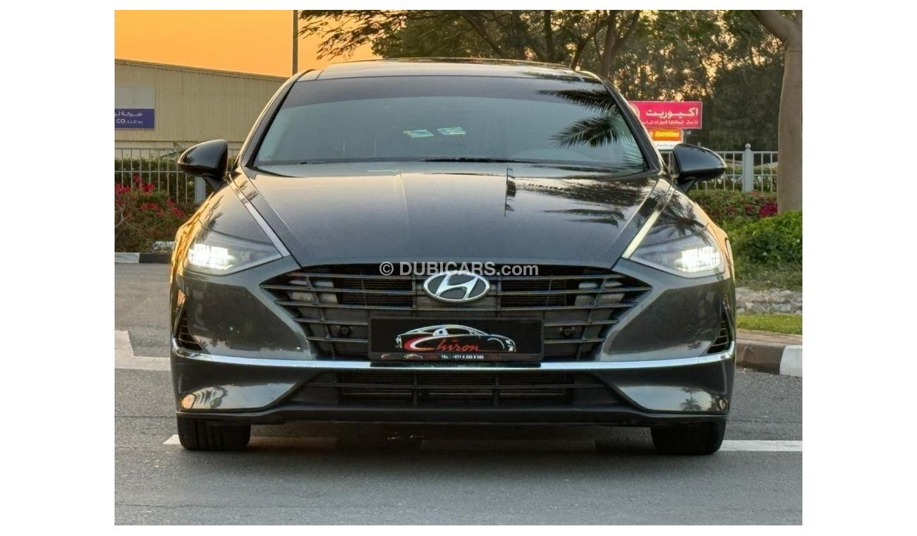 Hyundai Sonata HYUNDAI SONATA 2020 GCC 2.5L FULL OPTIONS UNDER WARRANTY WITH AGENCY SERVICE CONTRAC