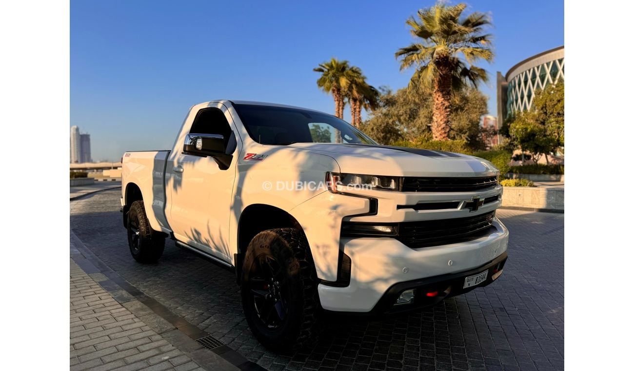 Chevrolet Silverado Z71 Trail Boss - 5.3 V8 - GCC