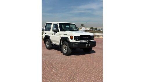 تويوتا لاند كروزر هارد توب Toyota Land Cruiser Hardtop 3-Door 2.8L Diesel Full Option