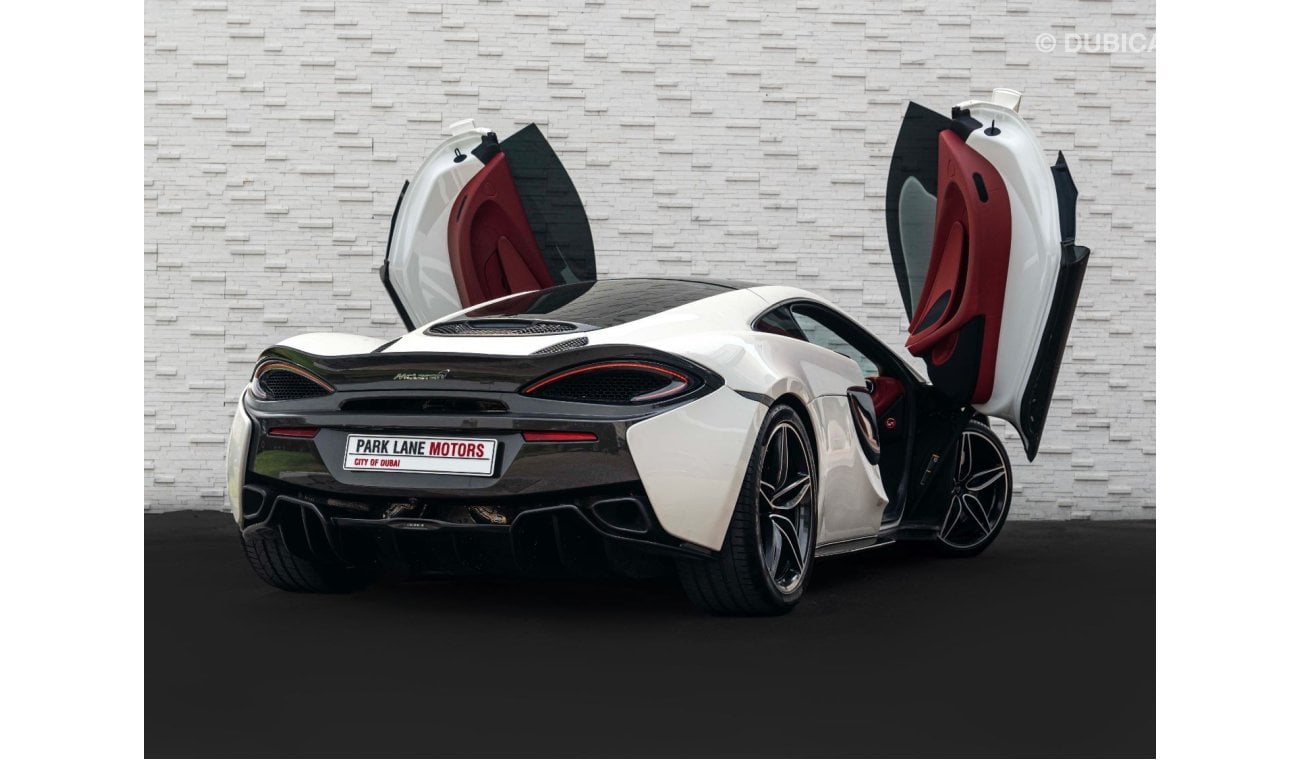 McLaren 570GT AED 13,933 PM • 570 GT CARBON FIBER • ONLY 51,000 KMS • 3.8L TURBOCHARGED V8