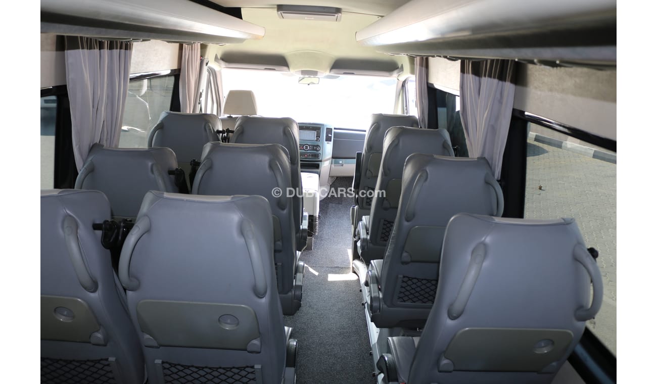 Mercedes-Benz Sprinter 21 SEATER LUXURY PASSENGER VAN 2015 LOW MILEAGE WITH GCC SPECS