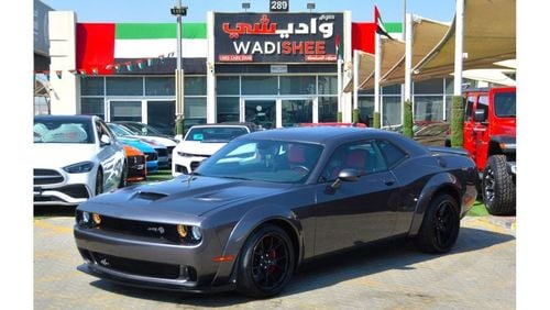 Dodge Challenger SRT  V8 Scat Pack 6.4L (485 HP)--VERY CLEAN AND GOOD CONDITION