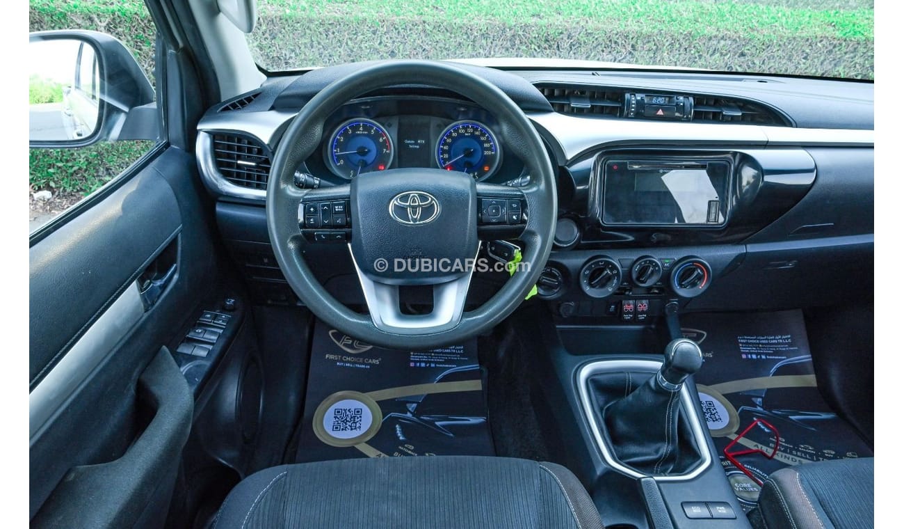 Toyota Hilux 2020 | TOYOTA HILUX | SR5 4X4 DOUBLE CABIN | GCC SPECS | T39180