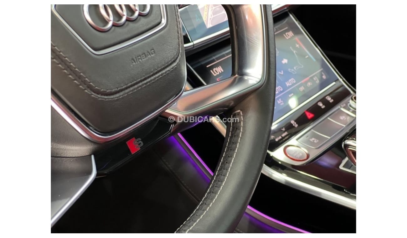 Audi S8 Audi S8, full option, agency condition, agency paint, 2 agency service keys