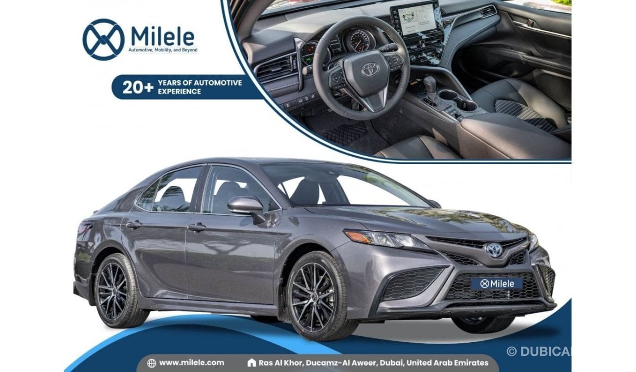 Toyota Camry SE 2.5L HYBRID: MOONROOF, HEATED SEATS, WIRELESS CHARGER, KEYLESS ENTRY