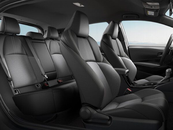 Toyota Auris interior - Seats